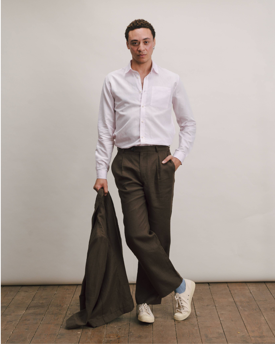 Hickory Brown Linen Pleated Trousers